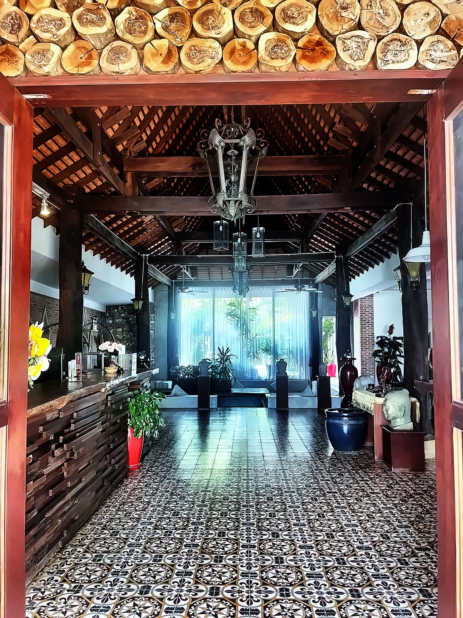 Mekong Angkor Palace Hotel