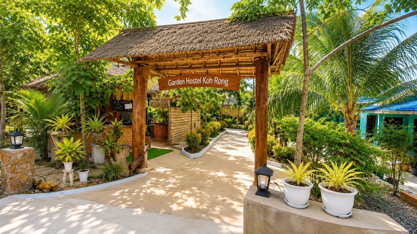 Garden Hostel KohRong 1