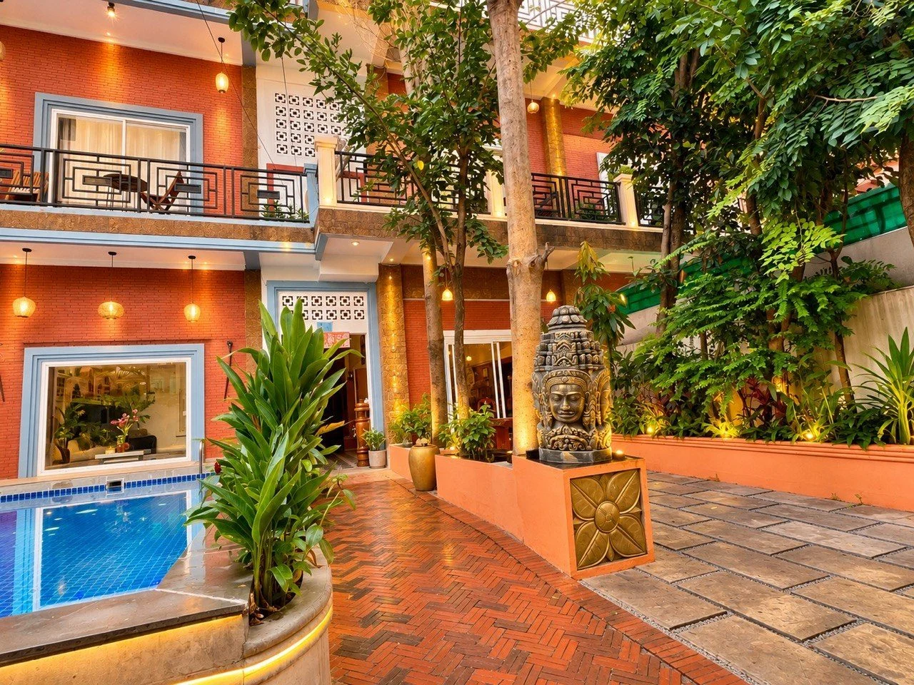 Angkor Rithy boutique 1