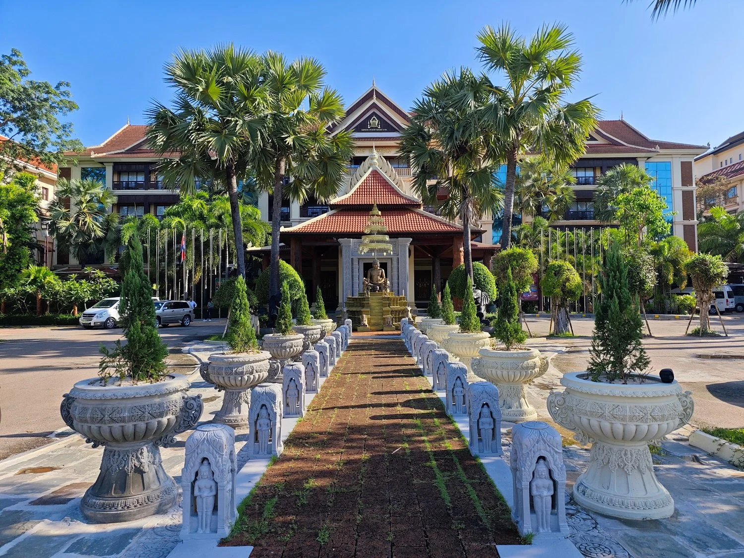 Empress Angkor Resort & Spa 1